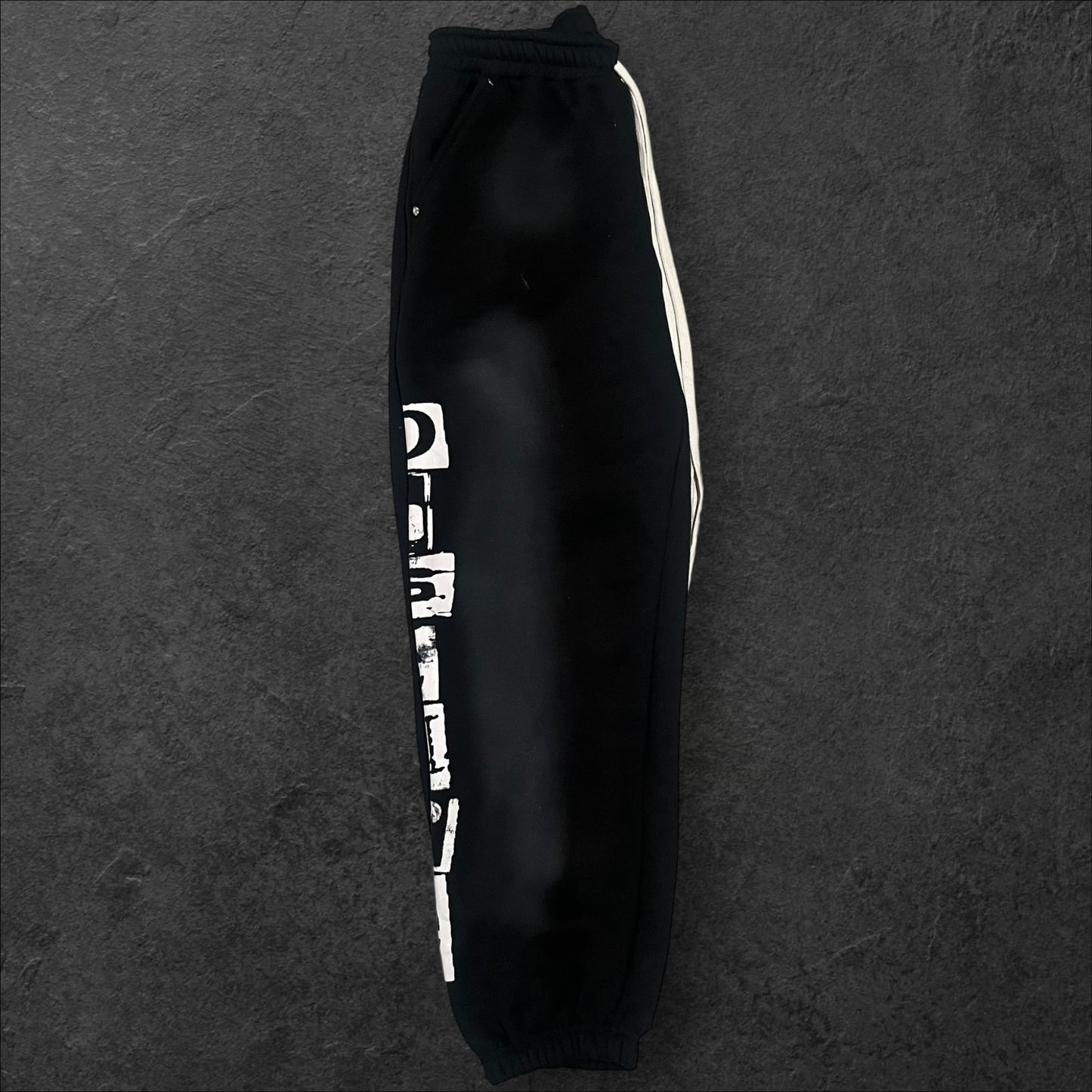 BLACK LEGACY SWEATSUIT